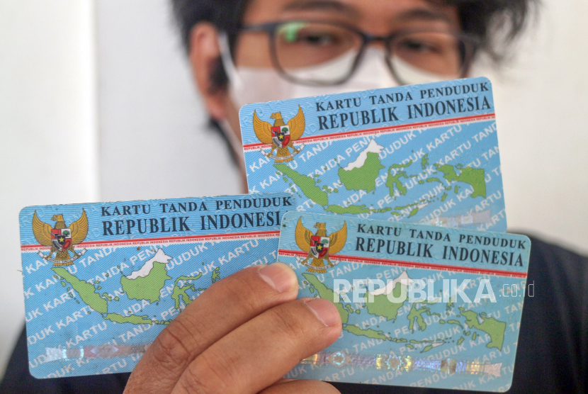Nomor induk kependudukan (NIK).