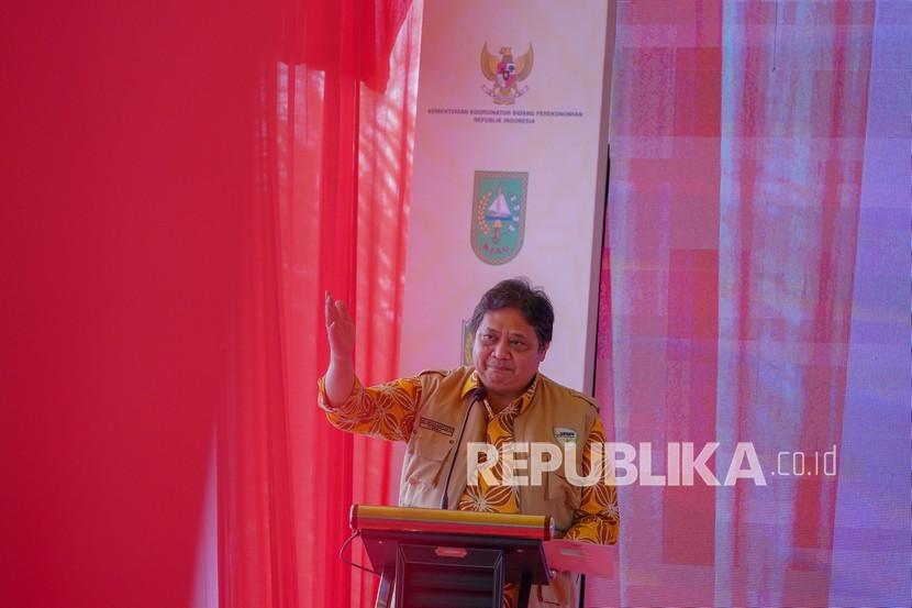 Menko Perekonomian Airlangga Hartarto yang juga merupakan Ketua Umum Partai Golkar.