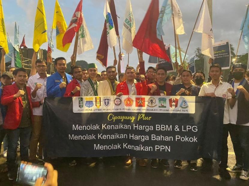 Kelompok Cipayung yang terdiri sejumlah organisasi kepemudaan dan mahasiswa sampaikan 3 tuntutan ke Pemerintah