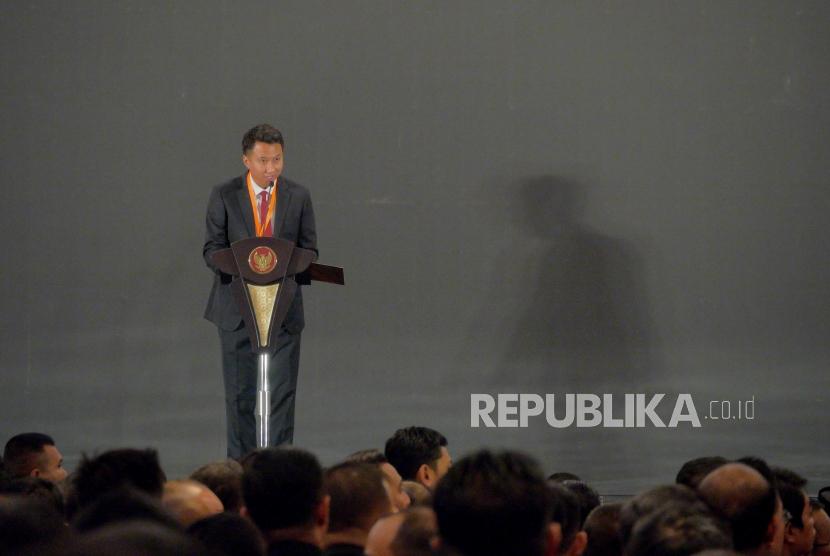 Ketua Umum BPP HIPMI Mardani H Maming membacakan jajarana pengurus pada pelantikan Badan Pengurus Pusat Himpunan Pengusaha Muda Indonesia (BPP HIPMI) Masa Bakti 2019-2022 di Jakarta, Rabu (15/1/2020).