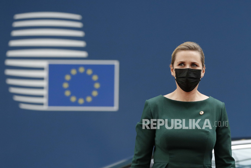 Perdana Menteri Denmark, Mette Frederiksen, pada Kamis (21/4/2022) berjanji untuk mengirim lebih banyak senjata ke Ukraina.