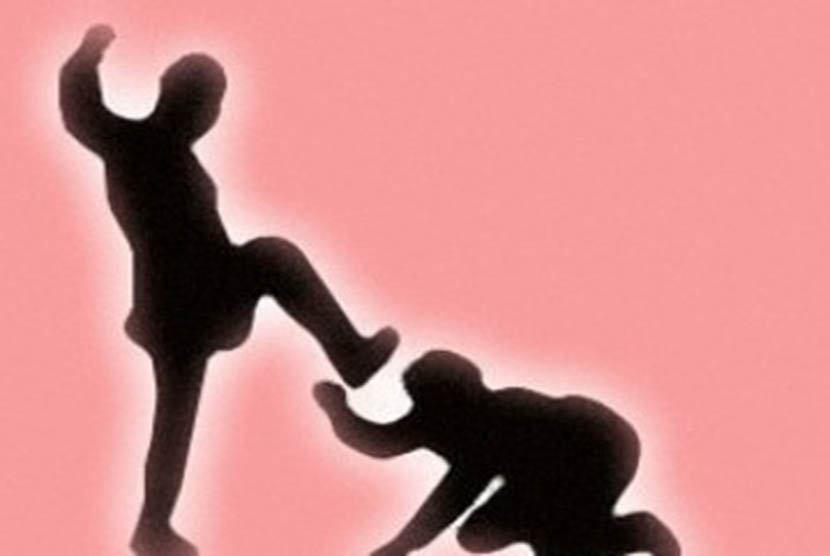 Cekcok terkadang berujung pada tindak kekerasan (Ilustrasi)