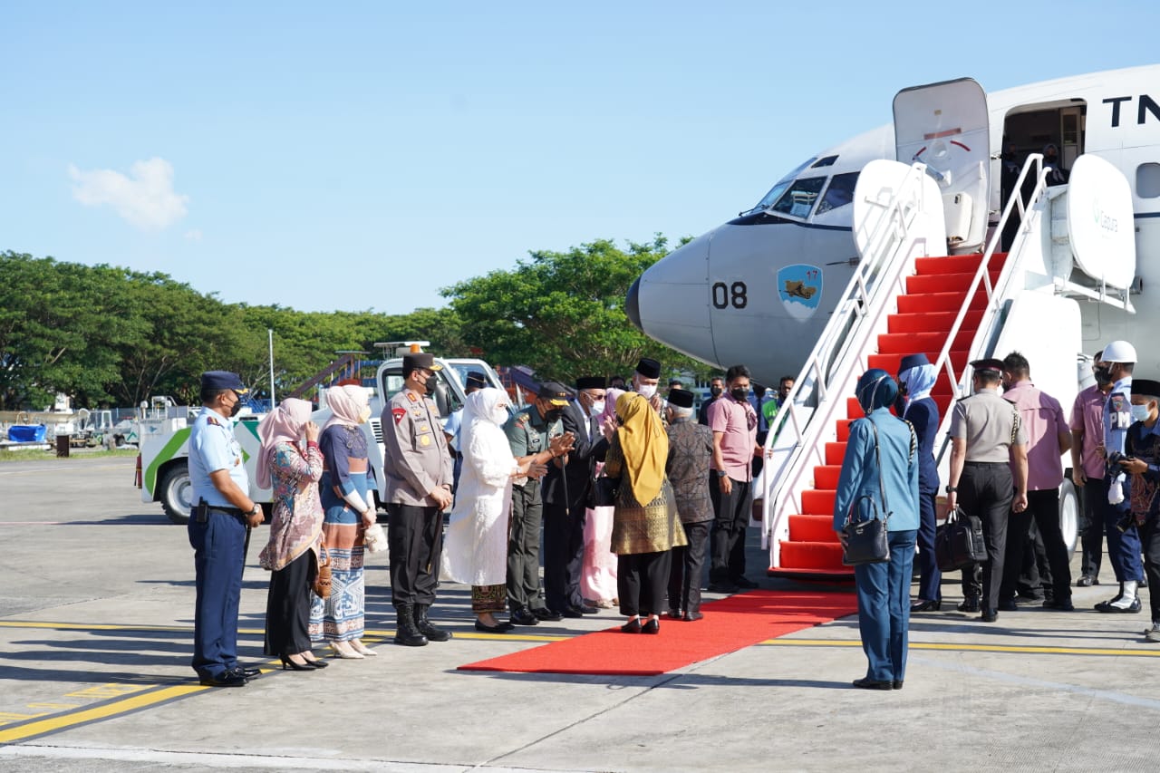 Pangdam IM Lepas Keberangkatan Wapres RI di Bandara Sultan Iskandar Muda