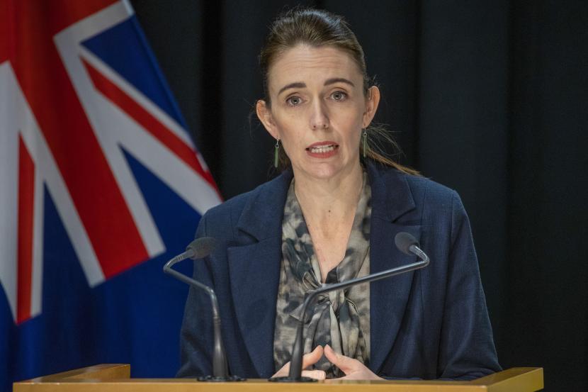 Perdana Menteri Selandia Baru Jacinda Ardern positif terinfeksi Covid-19 dan mengalami gejala yang tidak parah, demikian menurut pernyataan dari kantor PM pada Sabtu (14/5/2022).