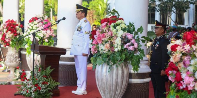 Pj Gubernur Inspektur Upacara Pengibaran Bendera HUT RI ke-77 di Aceh
