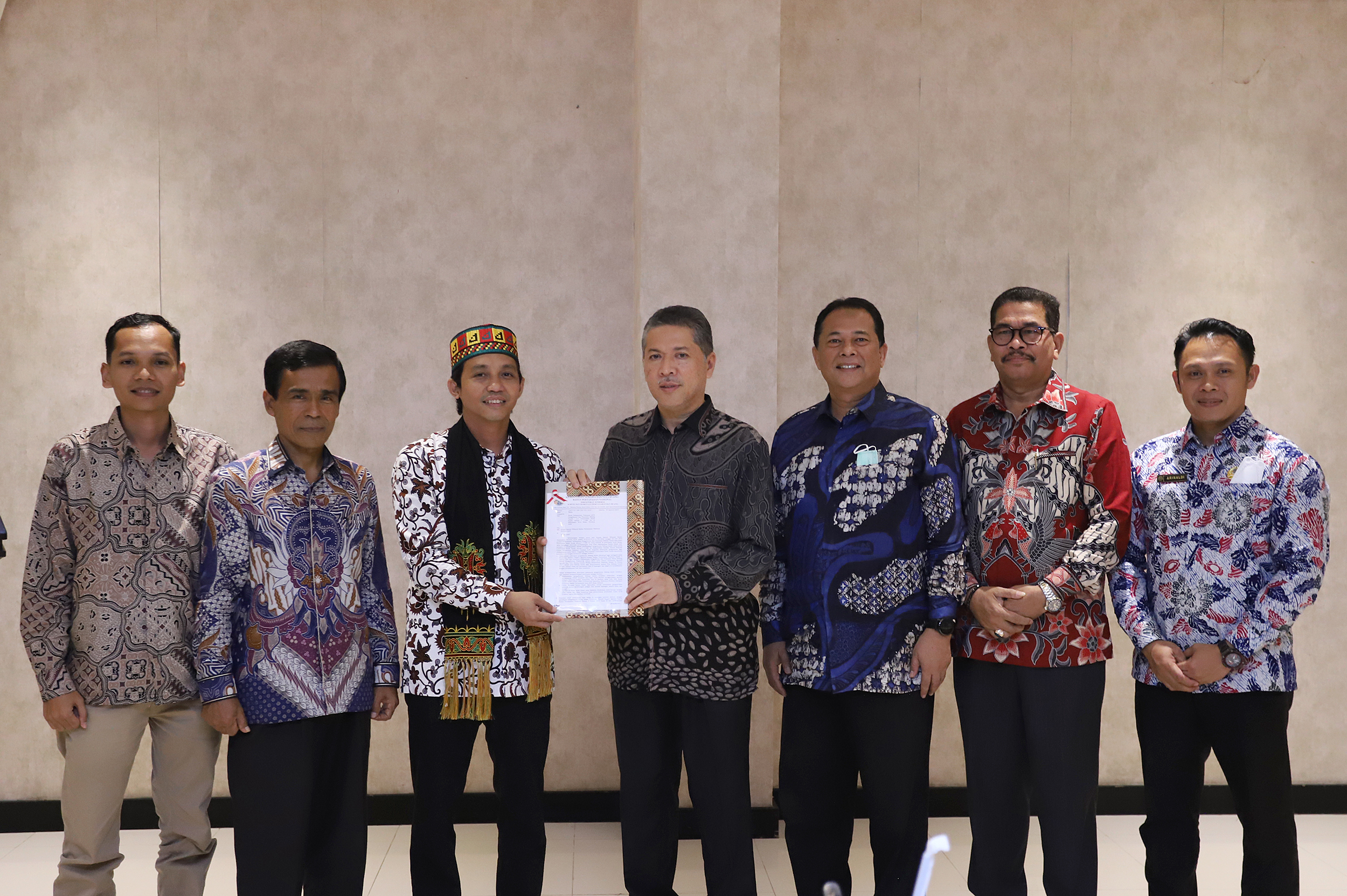 Kementerian ATR/BPN Serahkan SPP Pengukuran dan Pemetaan Kampus II USK