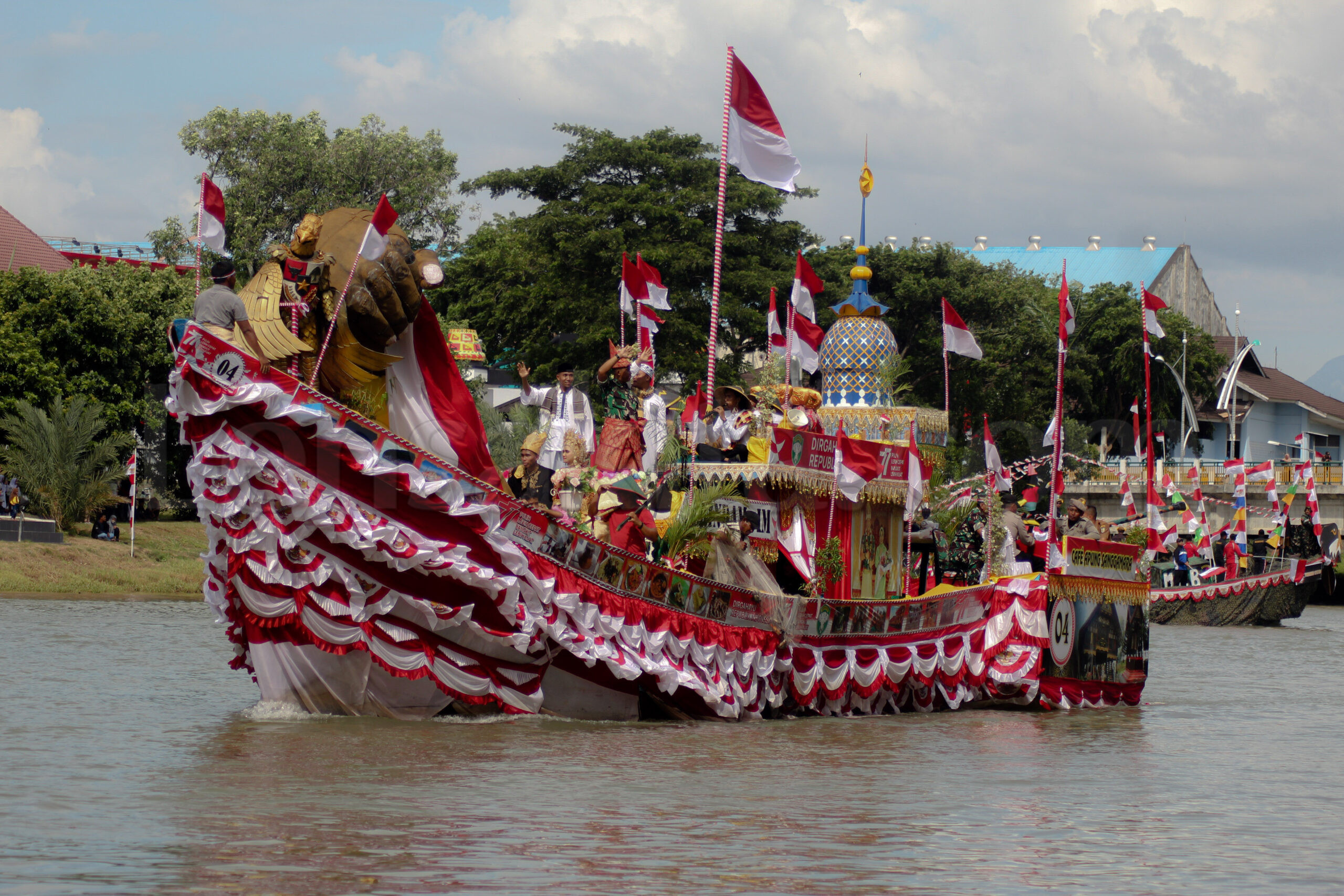 Perahu Festival Merah Putih