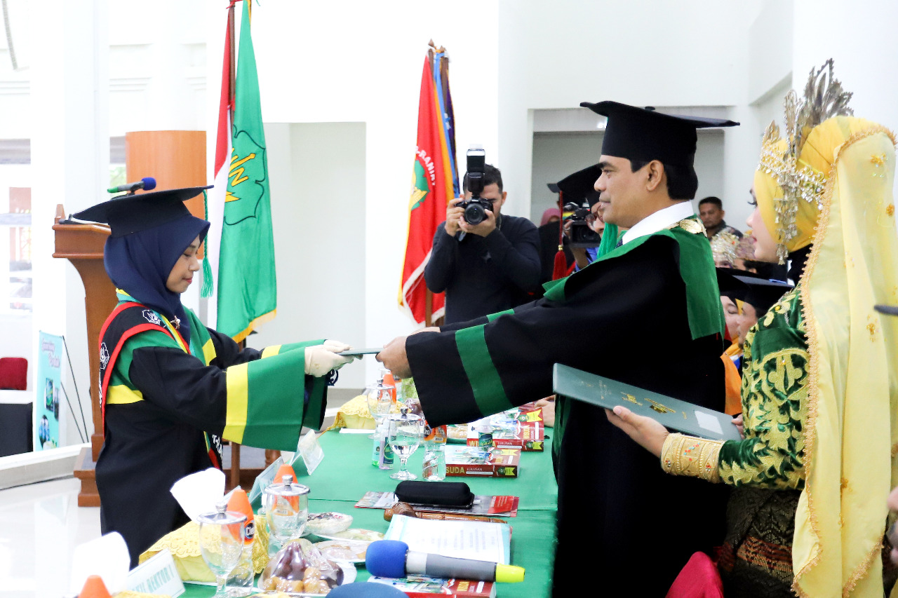Alumni UIN Ar-Raniry Diharapkan Menjadi Duta Kemajuan Universitas