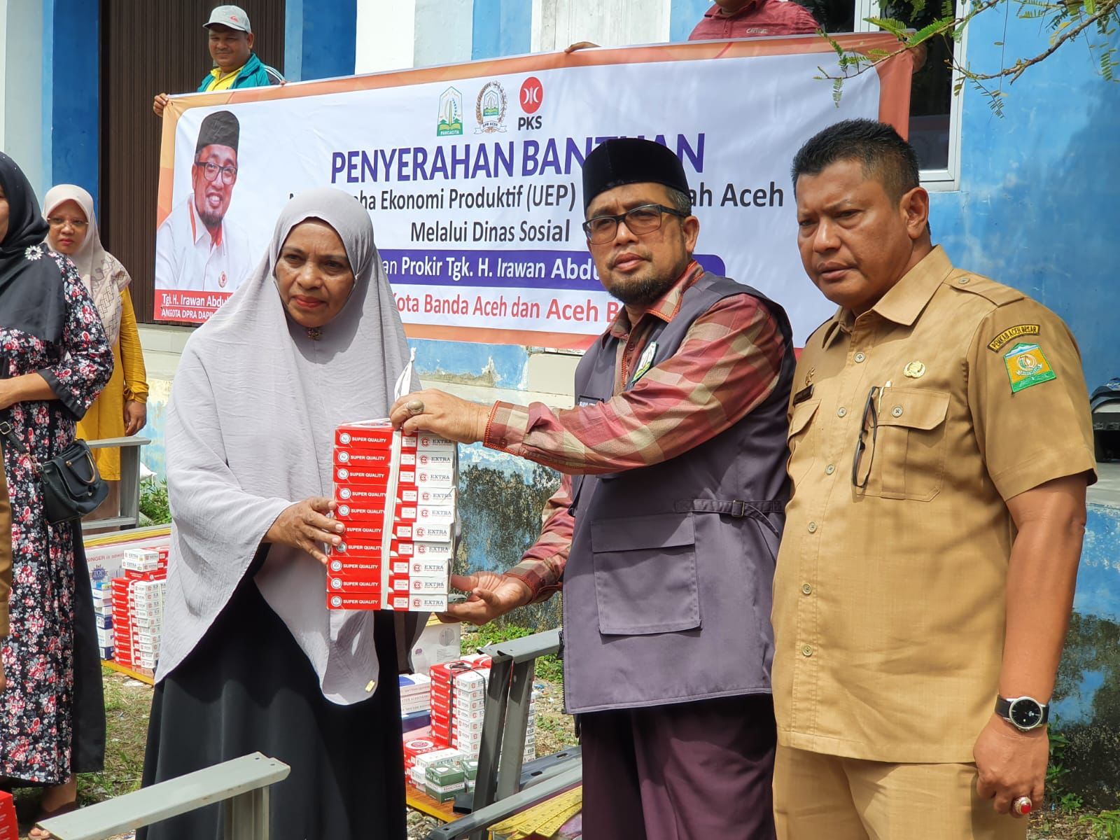 Tolak Kenaikan Harga BBM, Irawan Abdullah Beri Solusi Modal Usaha