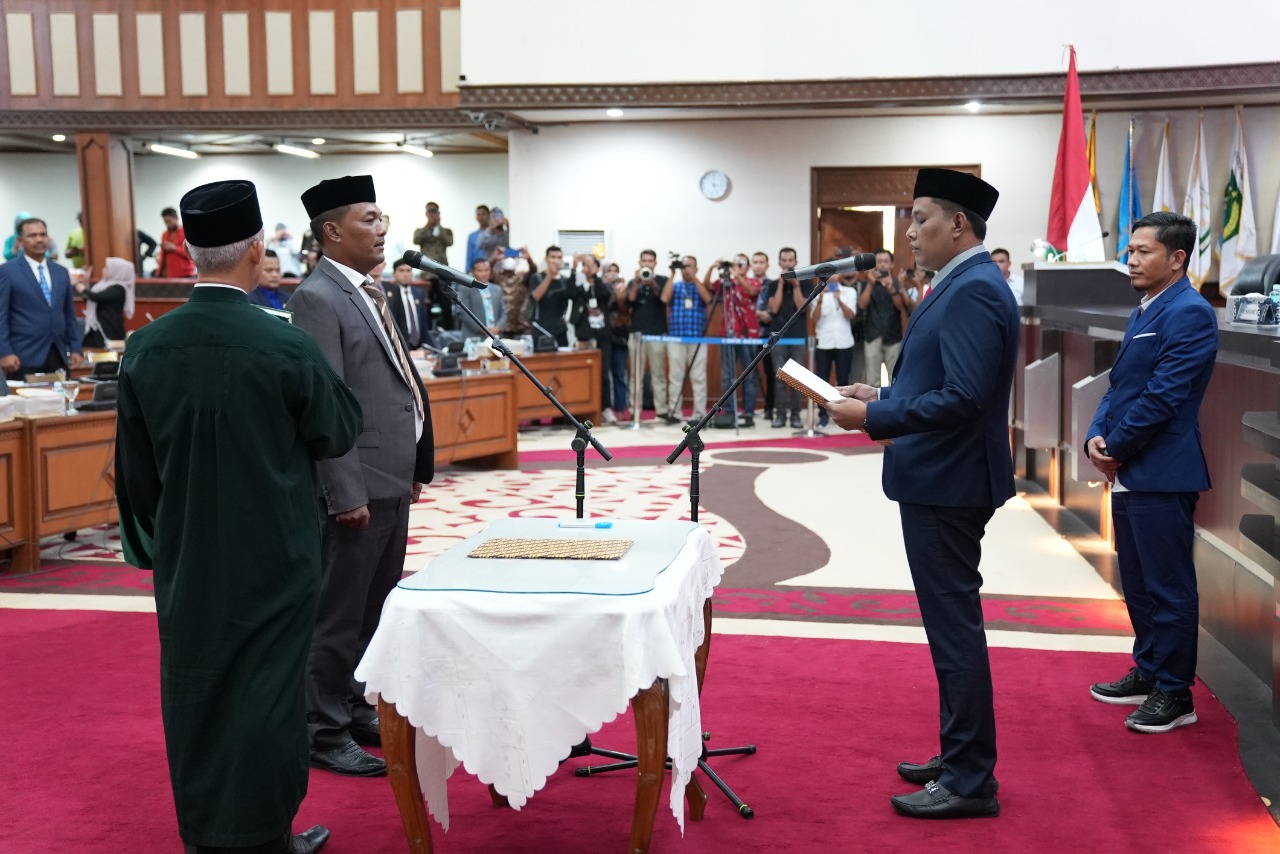 Edy Asaruddin Resmi Ganti Jauhari Amin Jadi Anggota DPRA