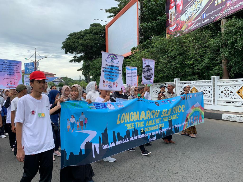 Sambut HDI 2022, Sekolah Luar Biasa TNCC Gelar Jalan Santai Hingga Seminar