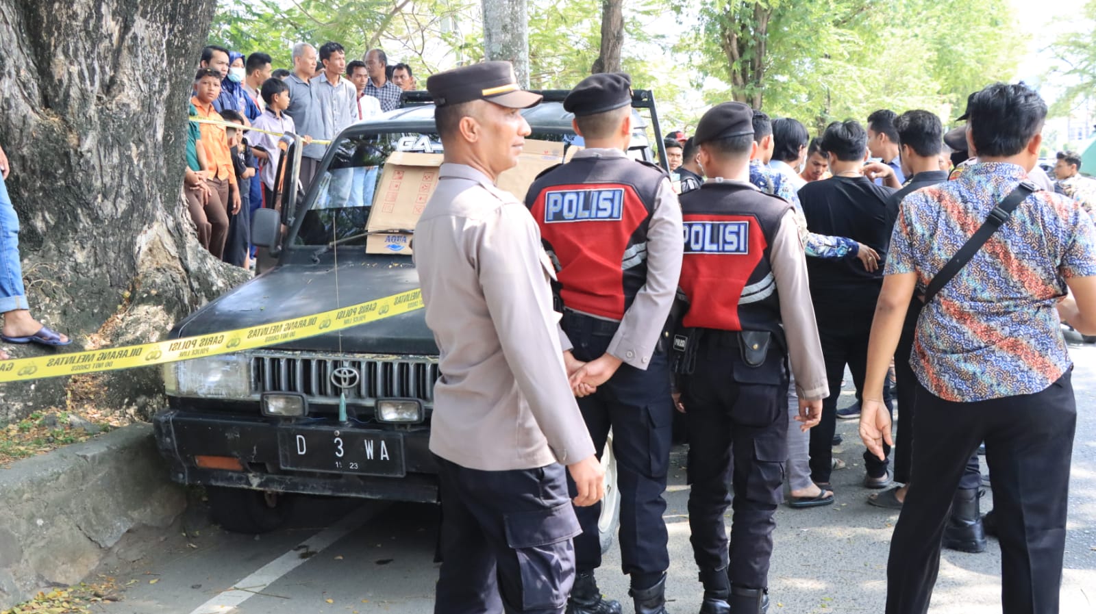 Seorang Warga Sukamakmur Ditemukan Meninggal dalam Mobil
