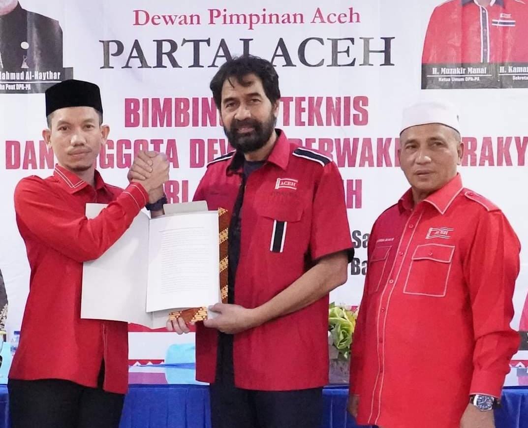 Mualem-Abu Razak Kembali Terpilih Aklamasi Sebagai Ketum dan Sekjen Partai Aceh