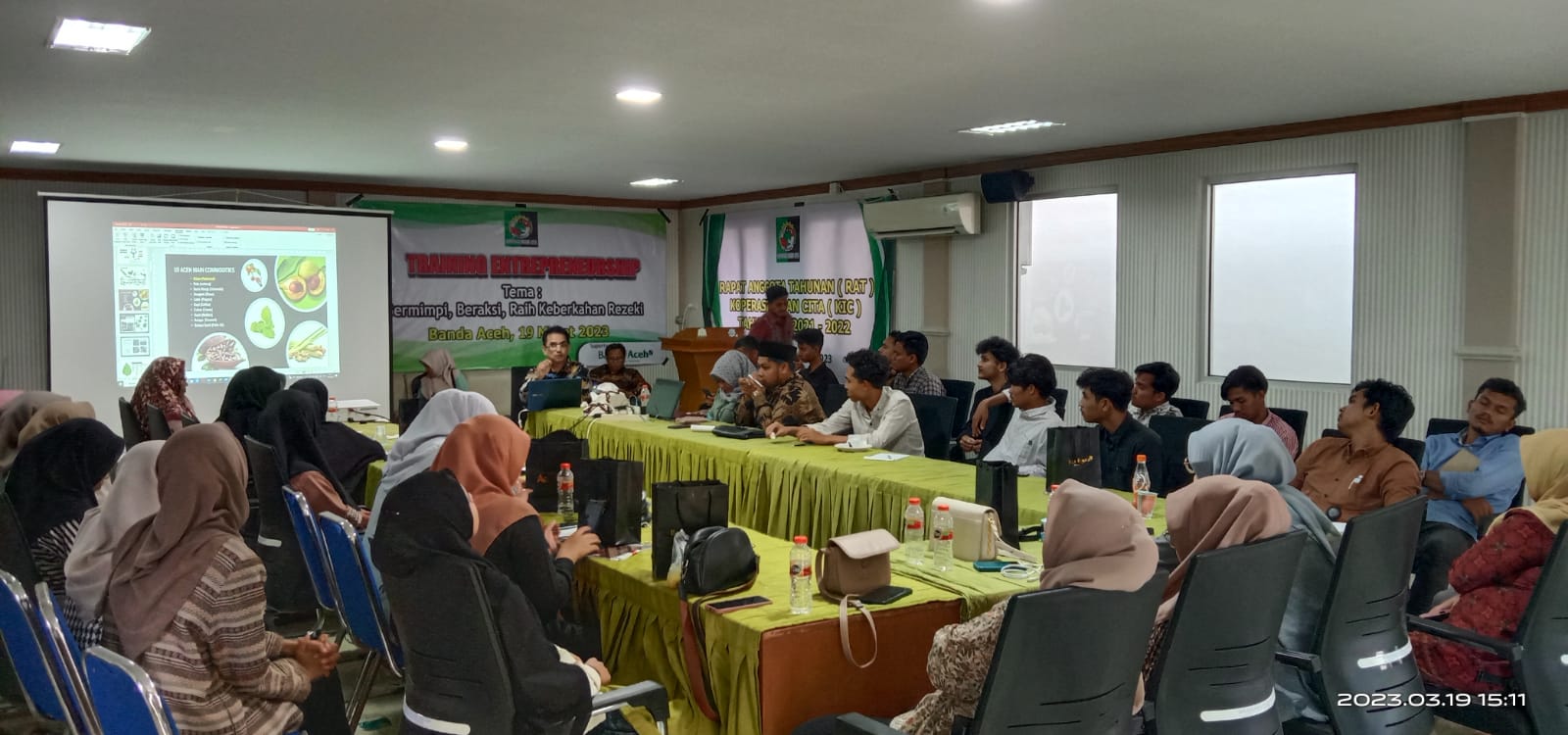 Koperasi  Insan Cita Laksanakan Training Entrepreneurship