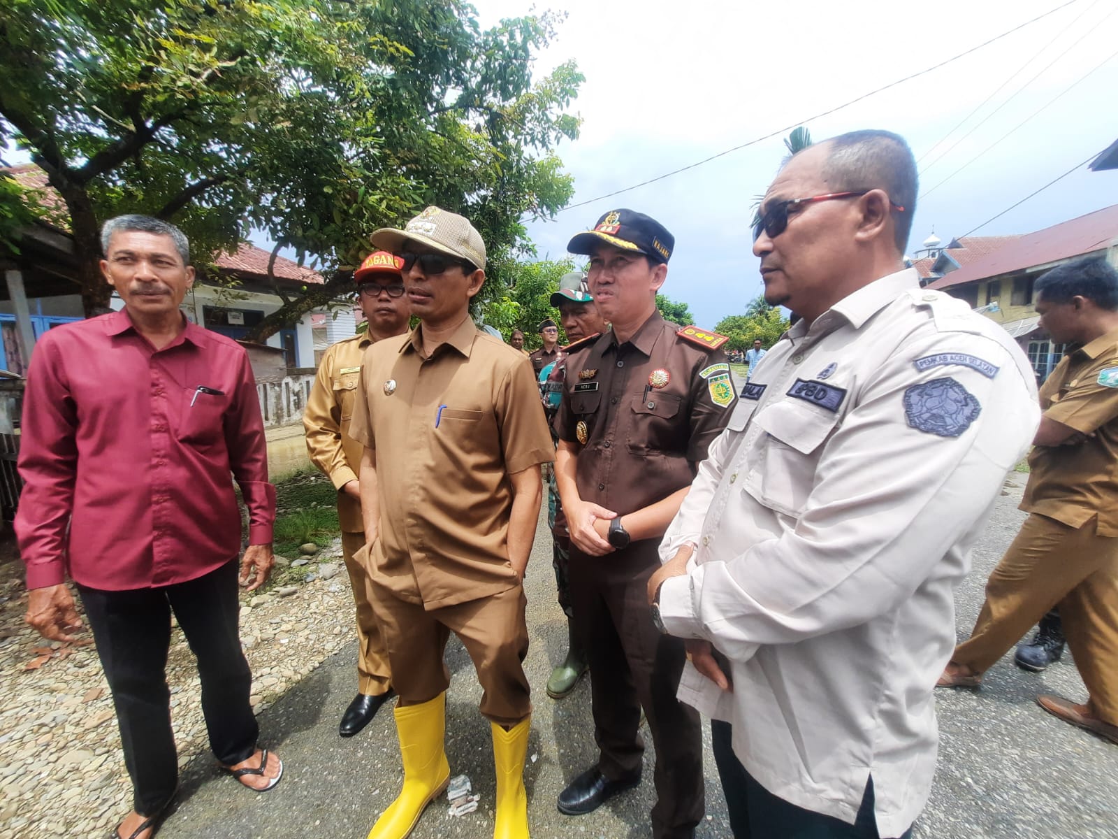 Bupati Aceh Selatan banjir
