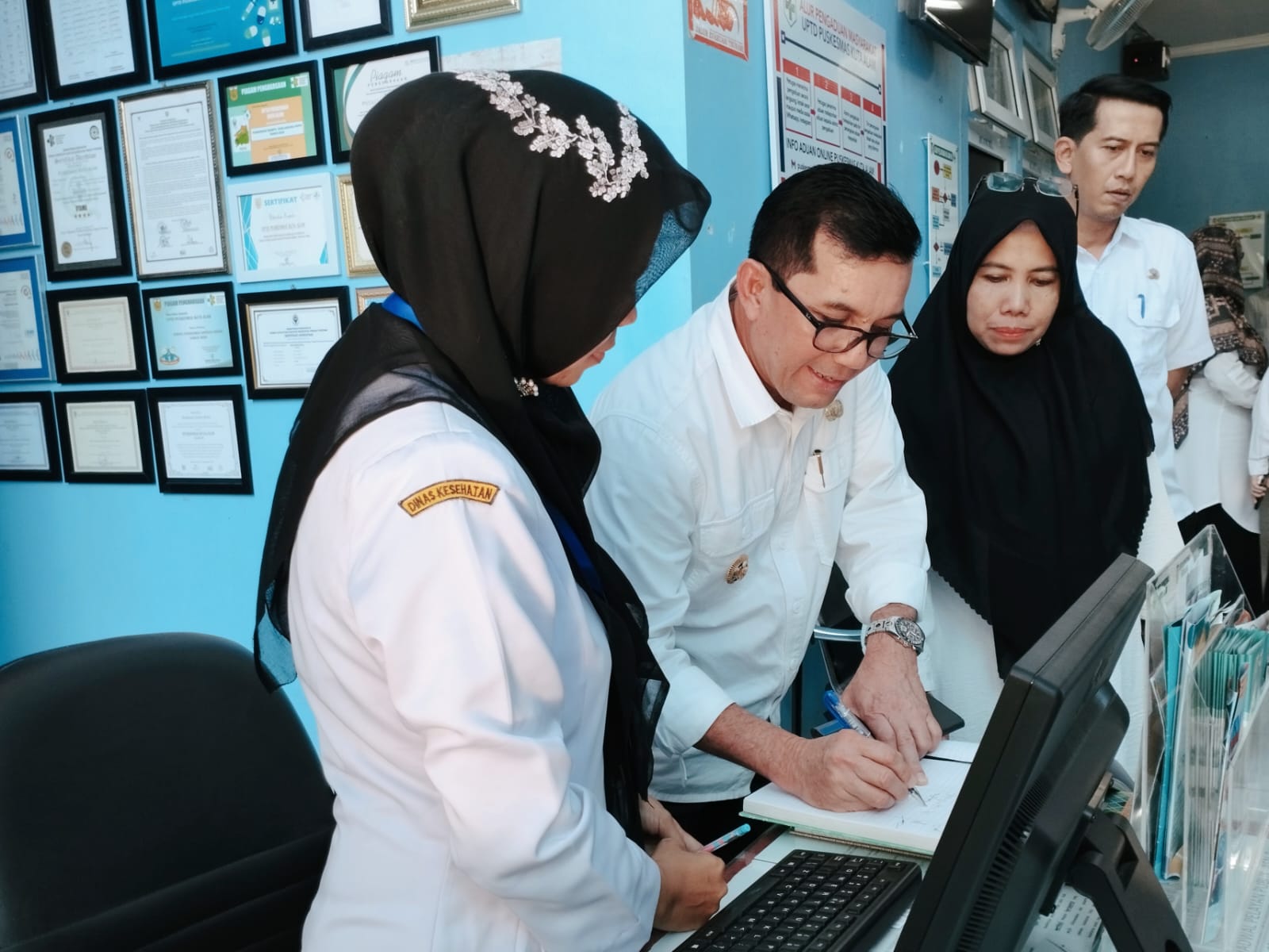 Pj Wali Kota Banda Aceh Sidak Pelayanan Puskesmas Kuta Alam