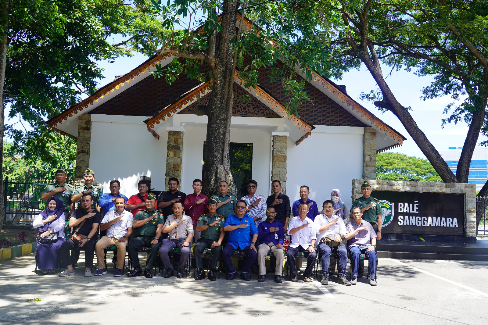 Silaturahmi dengan Awak Media, Pangdam IM Pastikan Netralitas TNI pada Pemilu 2024 