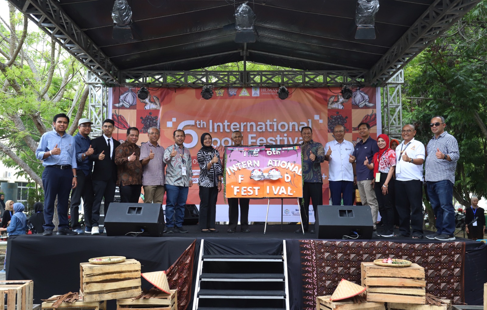 Ragam Negara Perkenalkan Kuliner di IFF USK