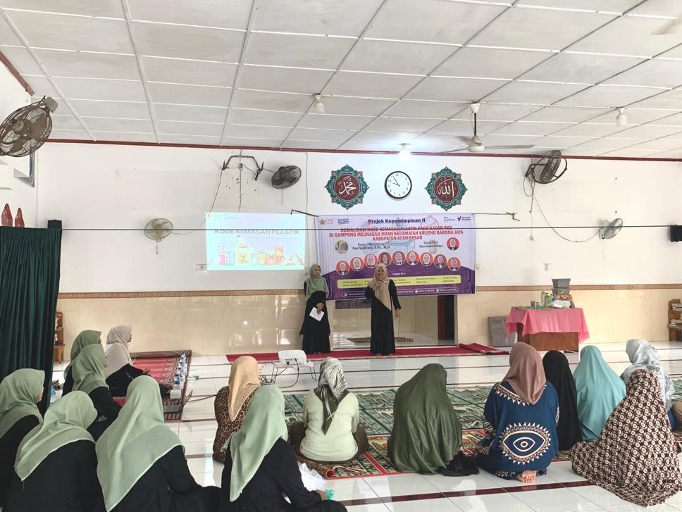 Mahasiswa PPG Prajabatan Gelombang II USK Gelar Sosialisasi Kode Kemasan Plastik