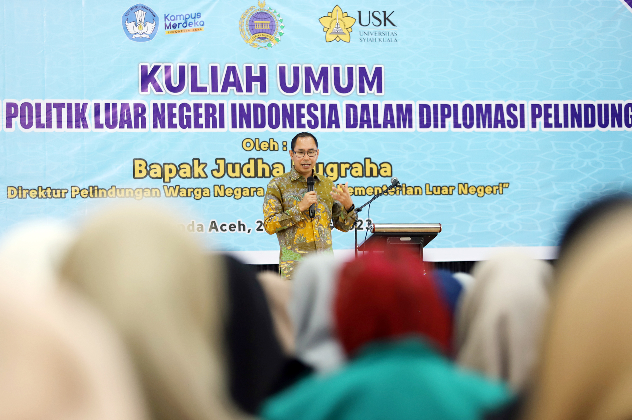Kemenlu Edukasi Mahasiswa USK Pentingnya Diplomasi Pelindungan