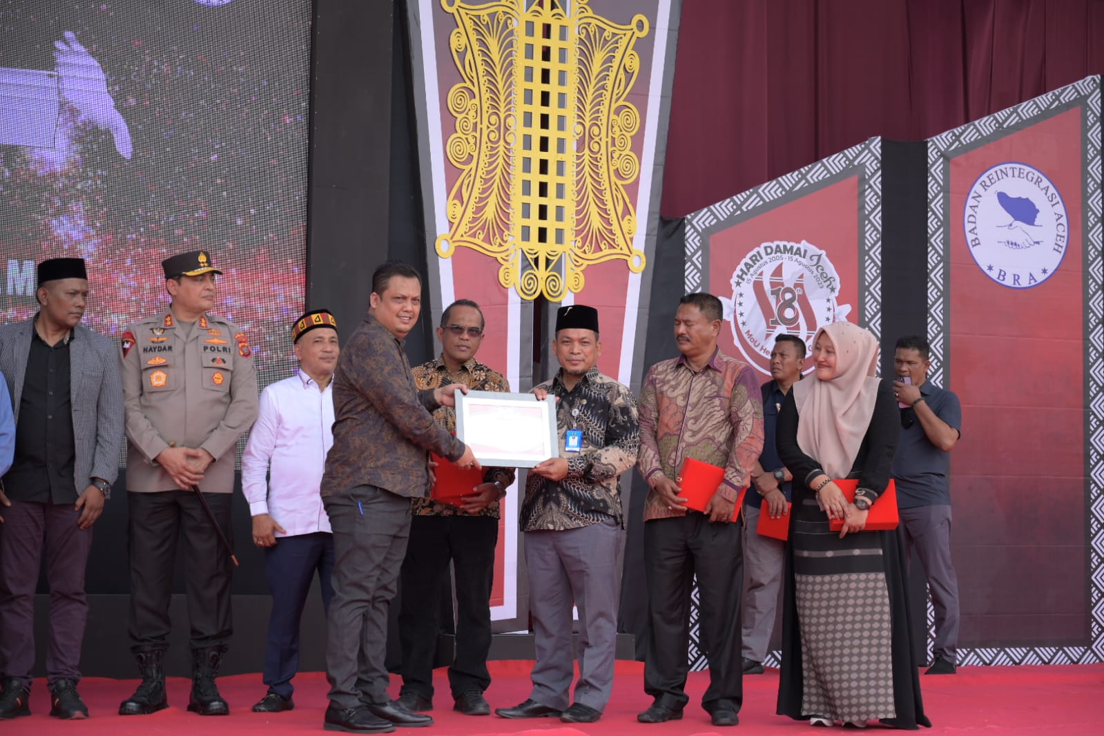 Pemkab Aceh Jaya Raih Penghargaan di Peringatan Hari Damai Aceh ke-18