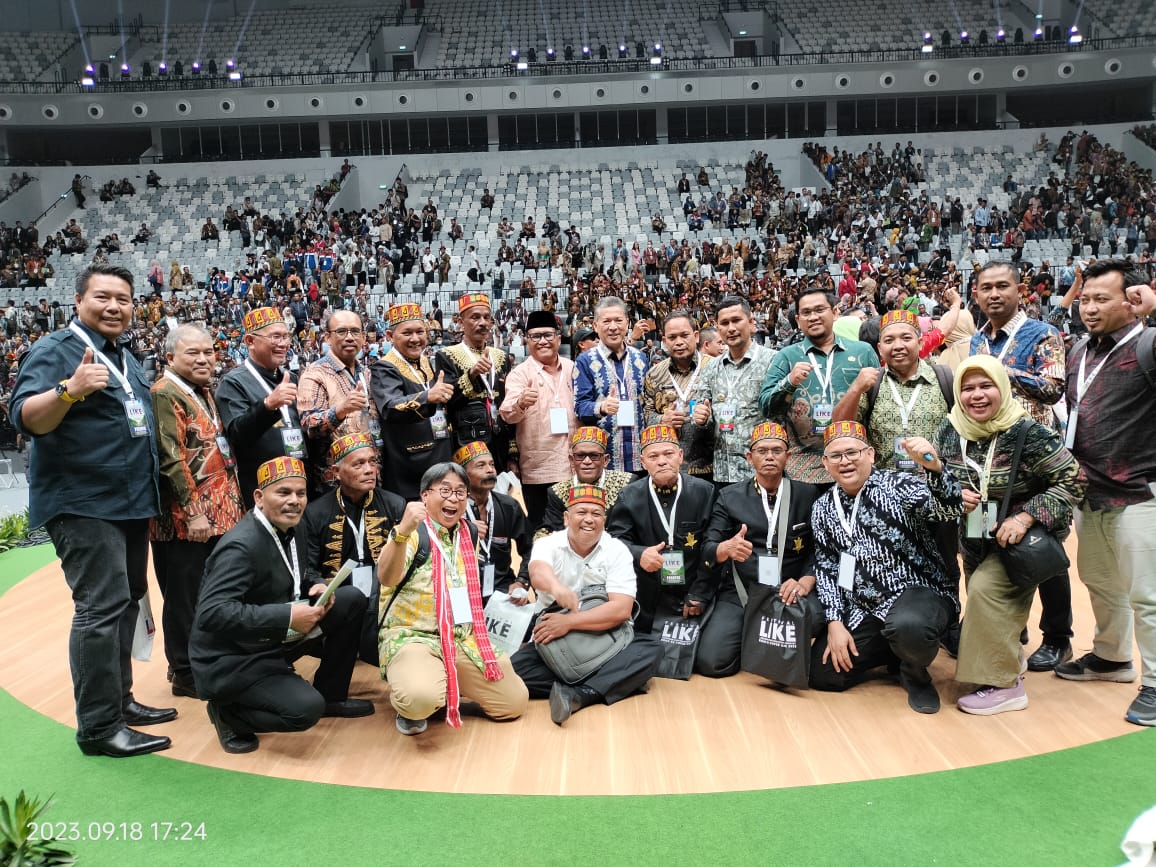 Aceh Jaya Terima SK Penetapan Pengelolaan Hutan Adat dari Jokowi