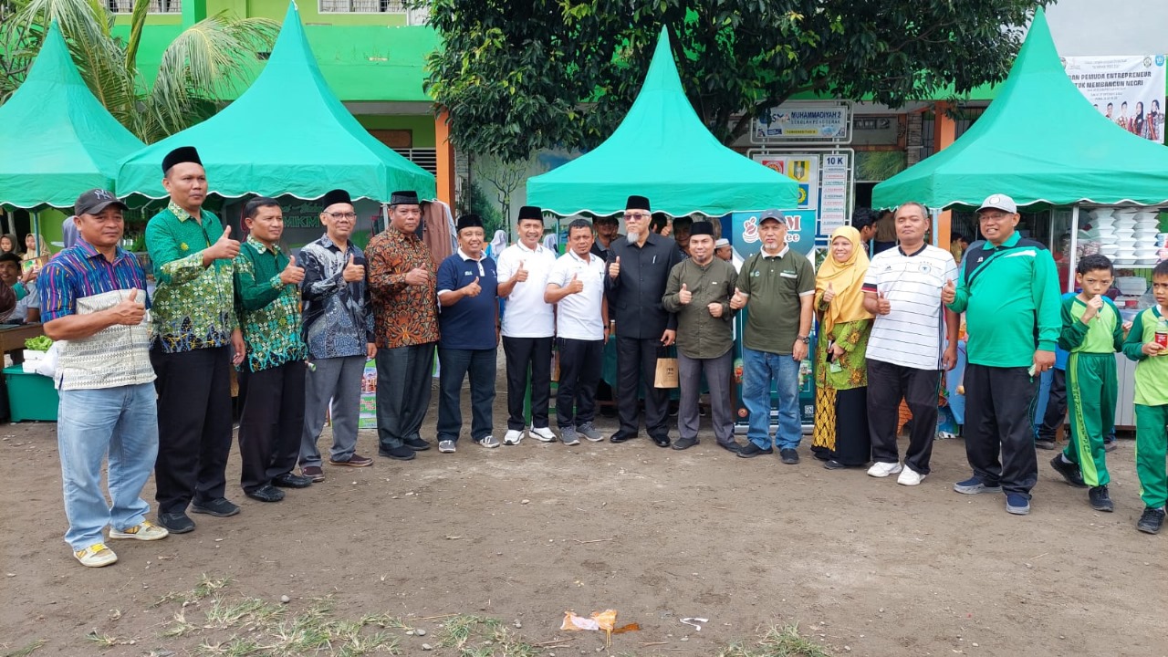 Peringati Sumpah Pemuda, PINBAS MUI Sumut Gelar Bazar UMKM-Sosialisasi Produk Halal