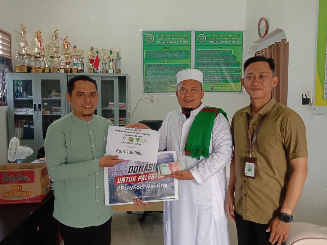 Ponpes Tahfidz Quran dan Hadist Al Faiz Bantu Palestina Lewat DD Waspada