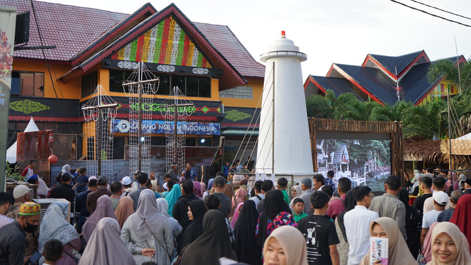 Tampilkan Kuliner Istimewa, Anjungan Sabang Diserbu Pengunjung