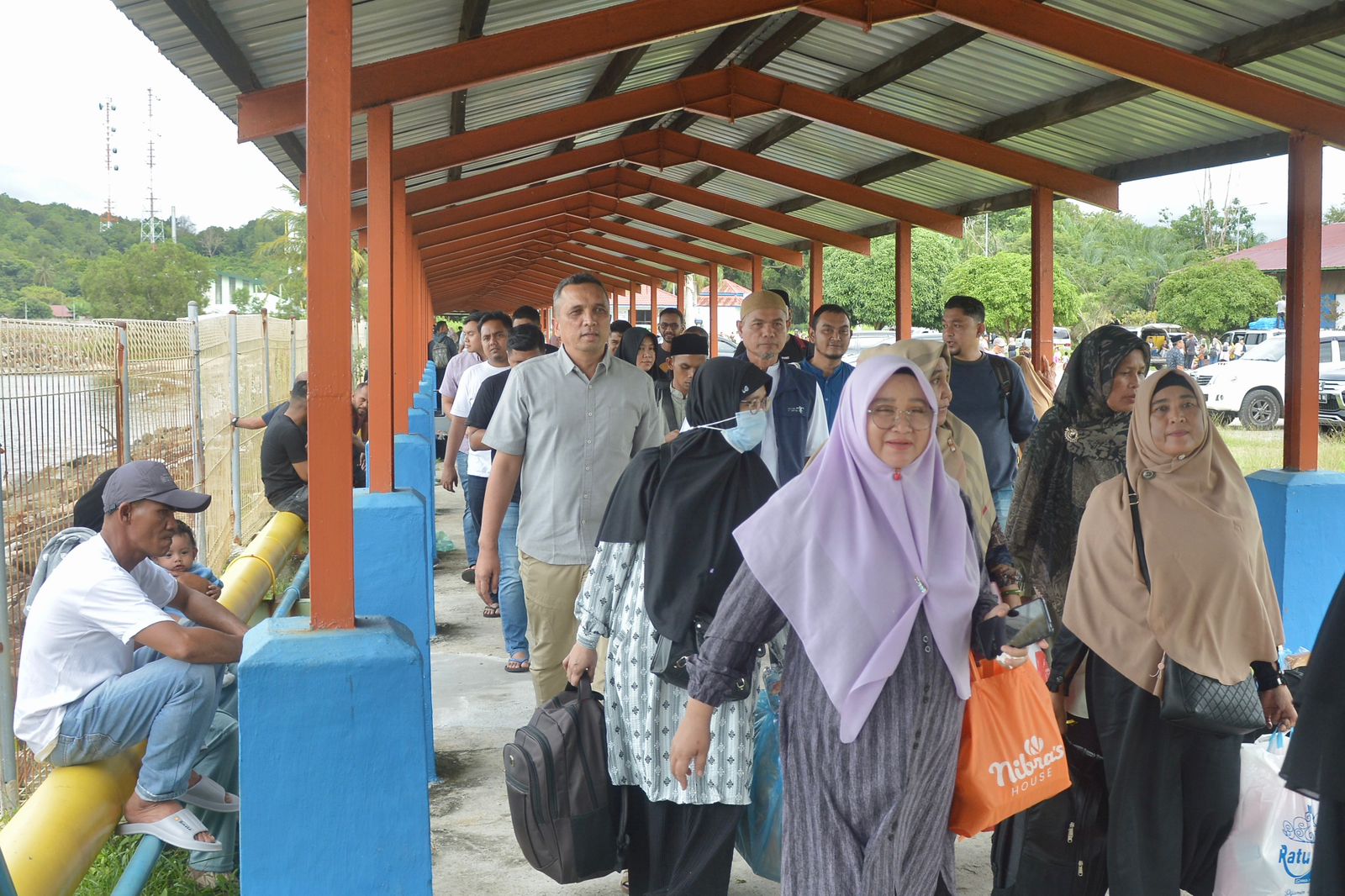 Pj Wali Kota Reza Fahlevi Antar Kafilah MTQ Sabang ke Pelabuhan Calang