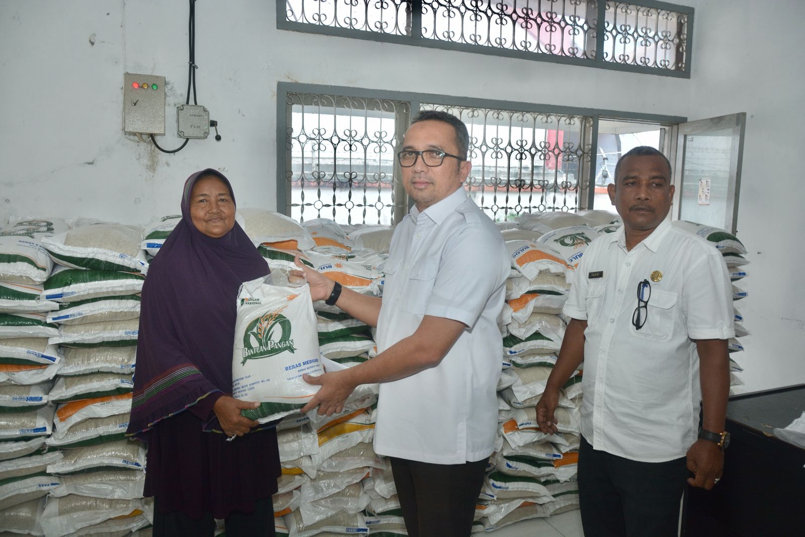 Pemko Sabang Mulai Salurkan Beras Bantuan Pangan CBP