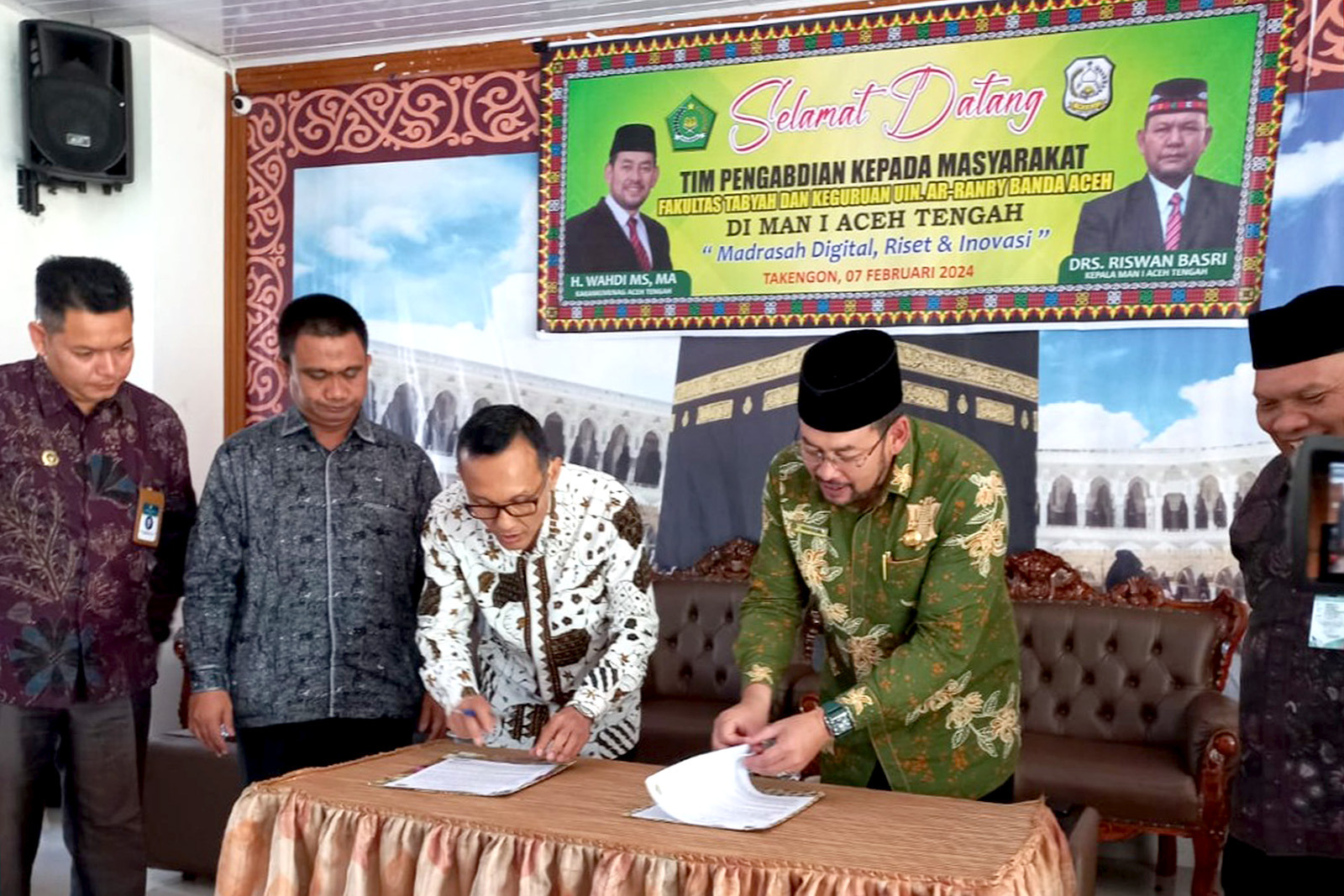 Jalin Kerja Sama, FTK UIN Ar-Raniry dan Kemenag Aceh Tengah Gelar Pengabdian