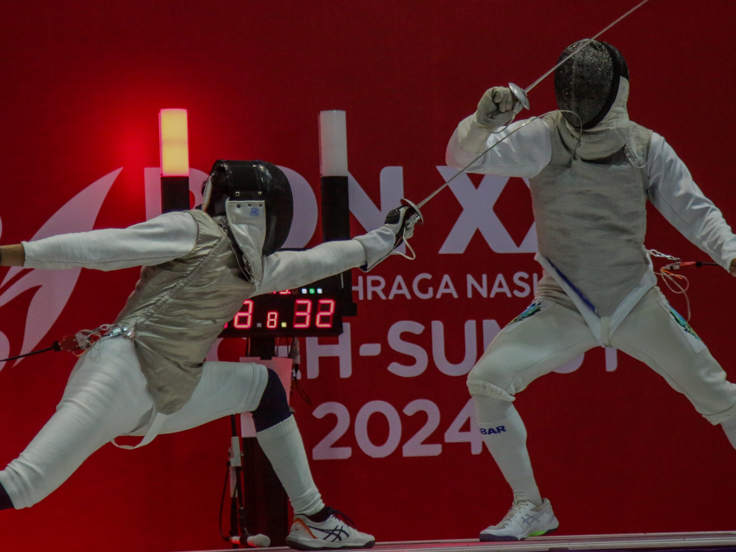 Tim Anggar Nomor Floret Beregu Putra Aceh Raih Emas