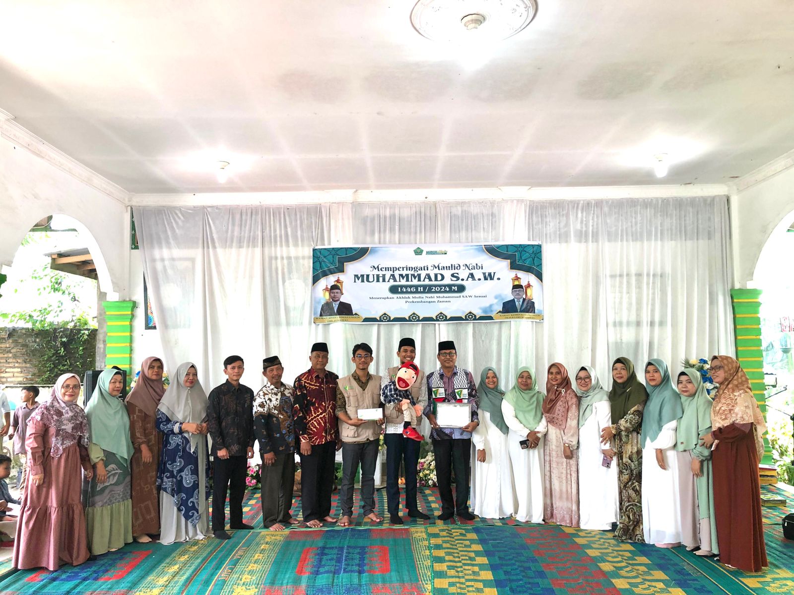 MTsN 2 Simalungun Donasi untuk Palestina dalam Peringatan Maulid Nabi Muhammad 