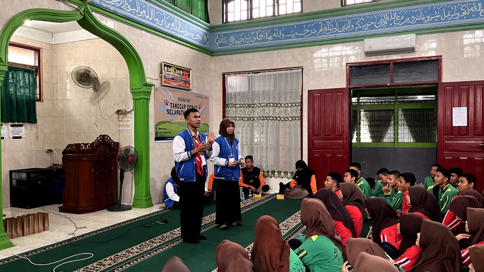 Penerima Beasiswa YES Angkatan 3 Gelar Pelatihan Kepemimpinan di SMAN 11 Medan