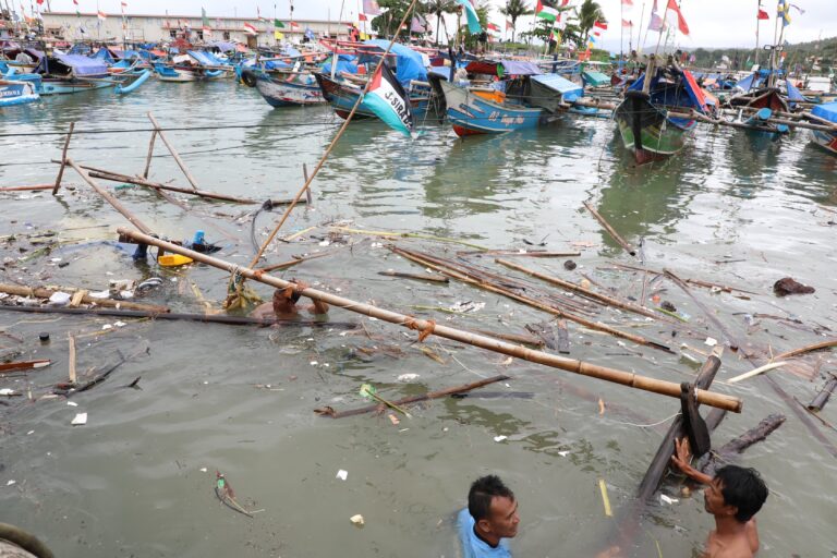 Banjir dan Longsor di Sukabumi, BNPB: Sadari Hidup di Daerah Rawan