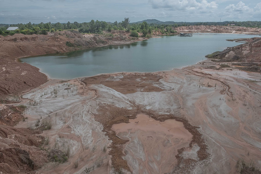 Catatan Akhir Tahun: Korupsi Timah dan Momentum Masyarakat Bangka Belitung Meninggalkan Ekonomi Ekstraktif