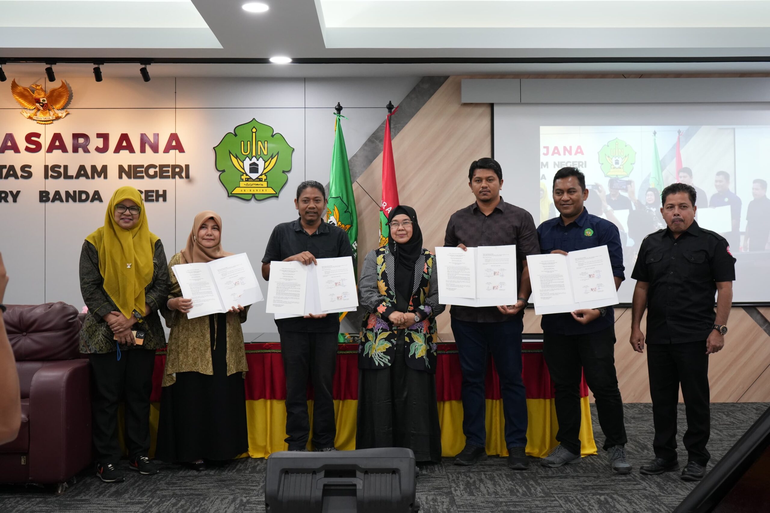 UIN Gelar Seminar Nasional AI, AJI Banda Aceh-MJC Jalin Kerjasama dengan S2 KPI
