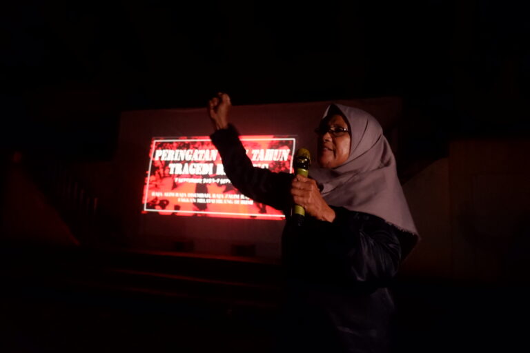 Tolak PSN Rempang Eco City, Nenek Awe Terjerat Hukum