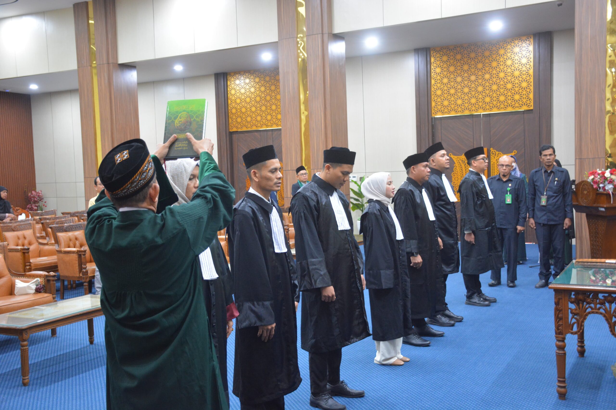 Pengadilan Tinggi Banda Aceh Ambil Sumpah Enam Advocat APSI