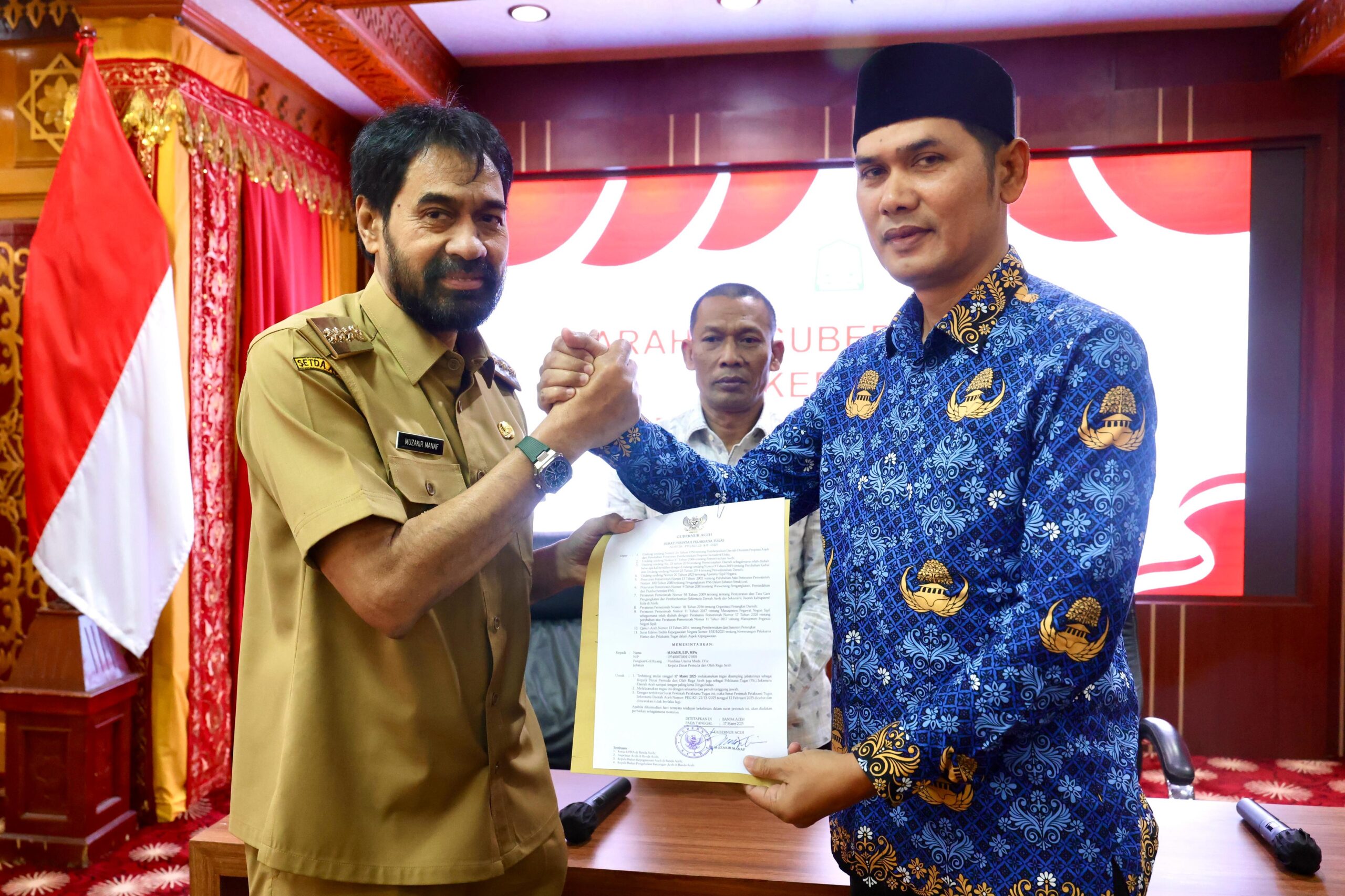 Copot Alhudri, Muzakir Manaf Tunjuk M Nasir jadi Plt Sekda Aceh