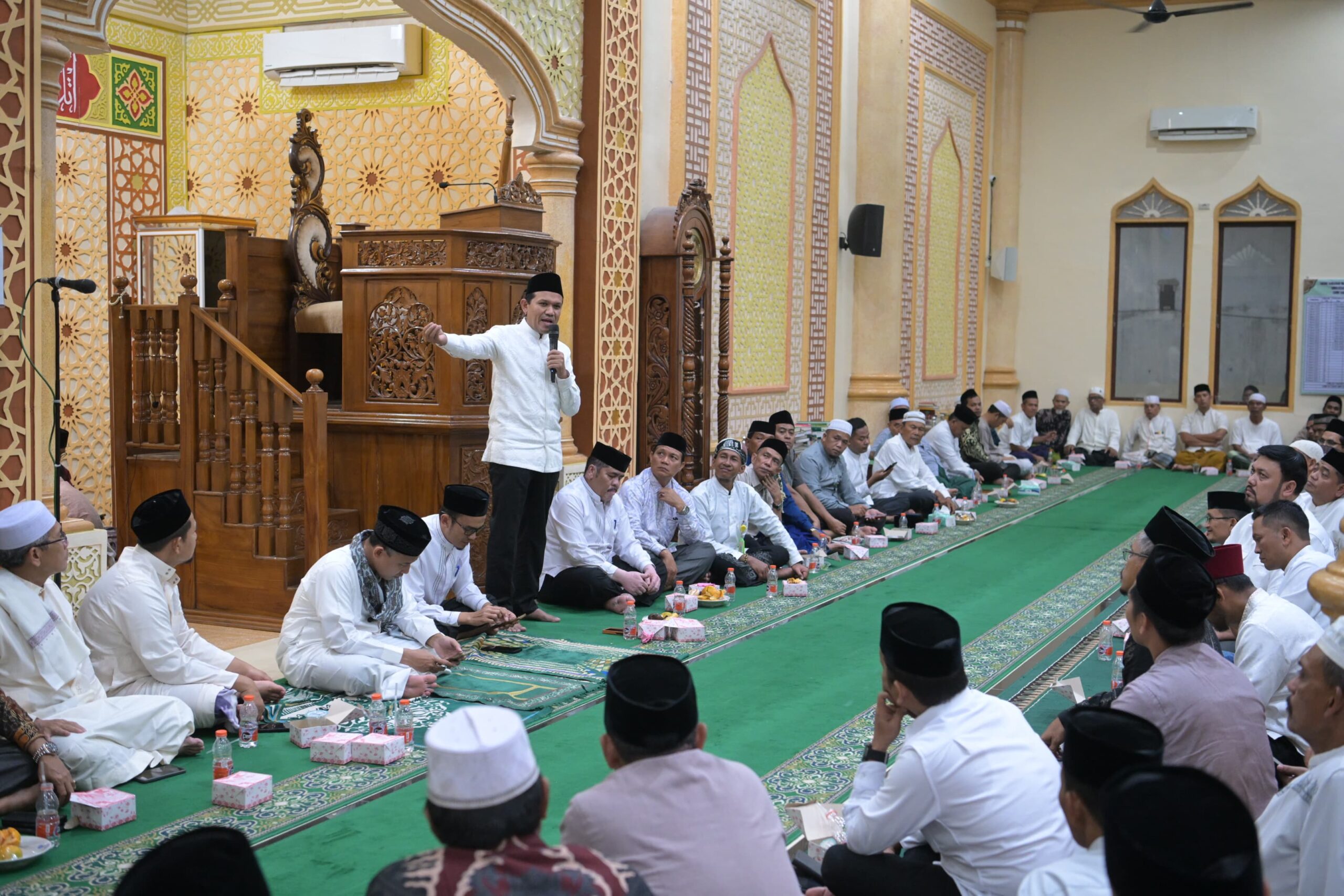 Jamaah Masjid Al-Munawarah Subulussalam Antusias Ikuti Safari Ramadan Pemerintah Aceh
