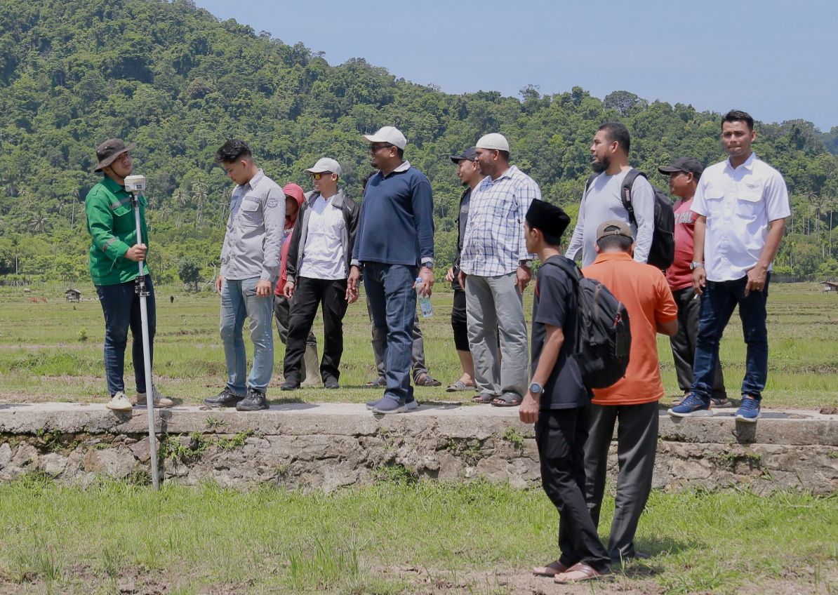 Kemenag Aceh Besar Lakukan Pengukuran Tanah Wakaf di Pulo Aceh