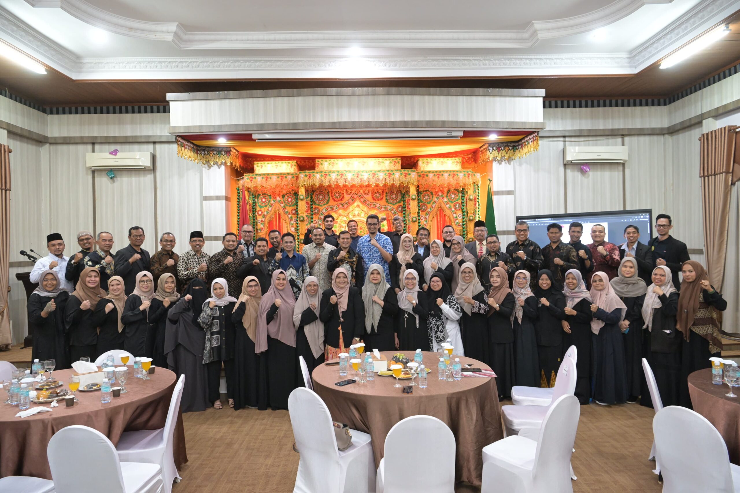 Wakil Gubernur Aceh Kukuhkan Pengurus Aceh Australian Alumni Periode 2025–2028