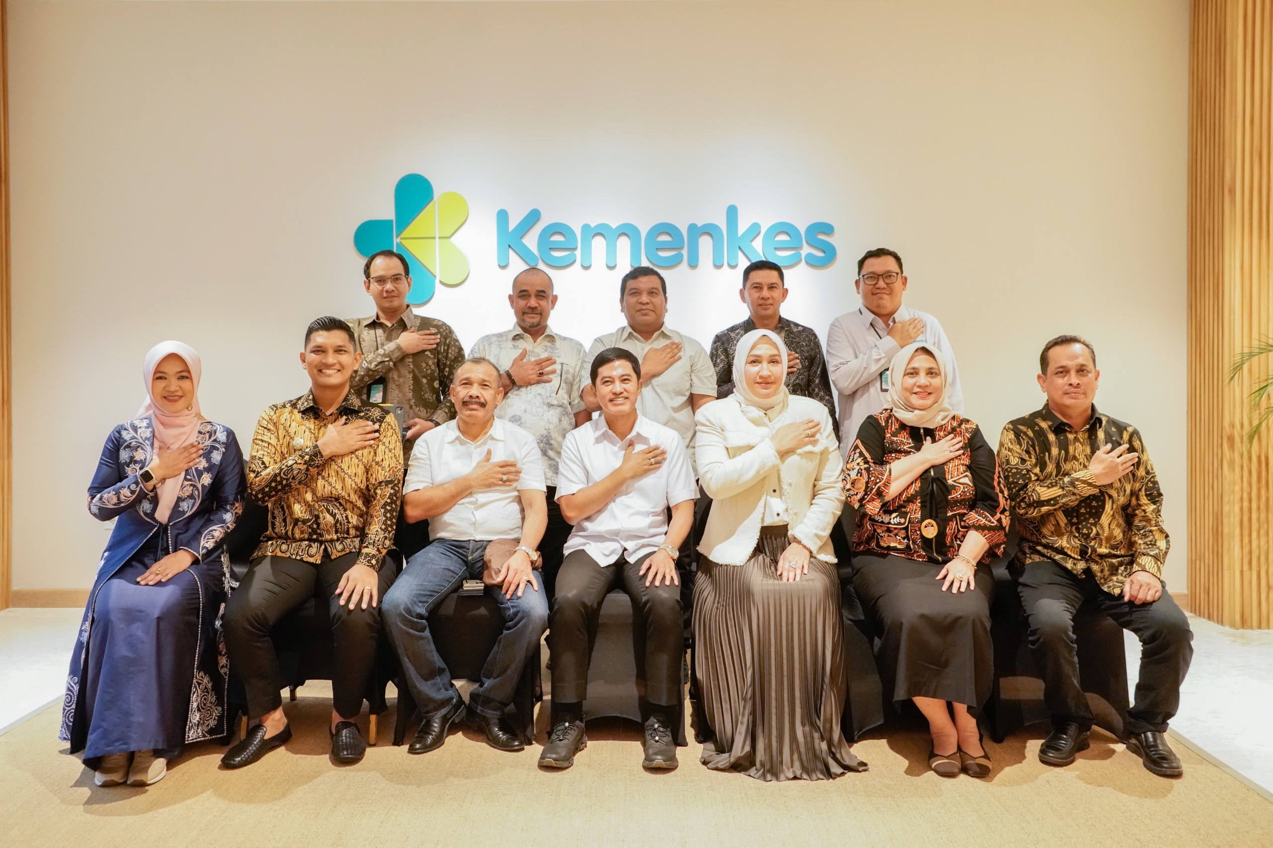 Wamenkes Pastikan Aceh Terima Rp1,052 Triliun untuk Perbaikan Layanan Kesehatan 2026