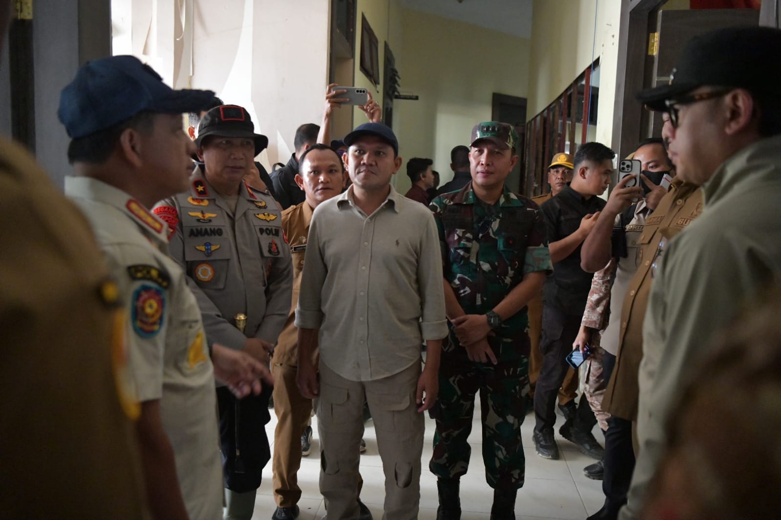 Fadhlullah Dampingi Mendagri Hadiri Apel Pemulangan Satgas Kemendagri Gelombang I di Aceh Tamiang