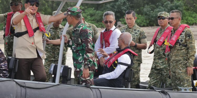 Menhan RI Tinjau Progres Satgas Kuala Normalisasi Sungai dan Muara untuk Mitigasi Banjir di Aceh Tamiang