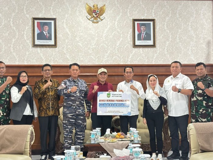 Solidaritas Lintas Daerah untuk Aceh, Sulsel, Bone, dan Batam Salurkan Bantuan Rp10,3 Miliar
