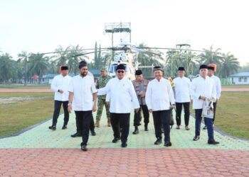 Gubernur-Wagub Dampingi Presiden Prabowo Salat Idulfitri di Huntara Aceh Tamiang
