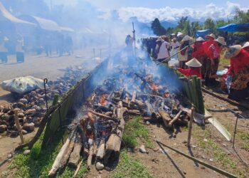 Warga Abdya Antusias Ikut Thoet Leumang, Rekor MURI Terpecahkan